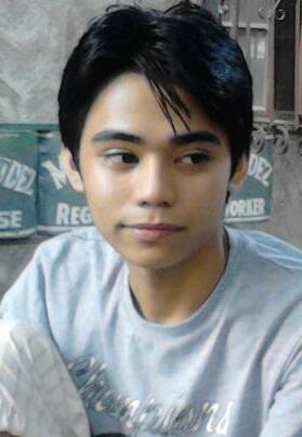 lloydgagar's profile picture. 