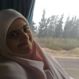 عاشقه لترابك يامصر