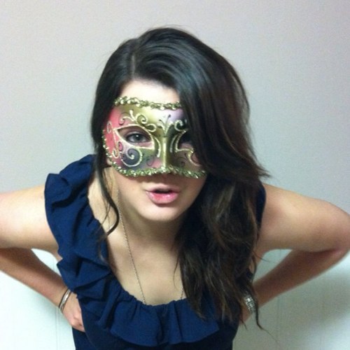 Rachee_xo's profile picture. 