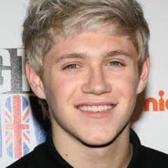 #DIRECTIONER #Belieber #Harmonizer #Mixer #Mahomie I LOVE 1D oh and Emblem 3