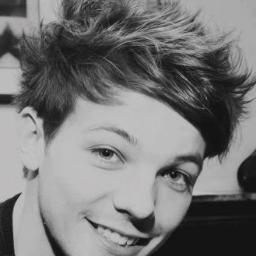 Sou apaixoando de mais pelo one direction,eles são tipo ,tudo para mim! 
Sigam ^^ s2
