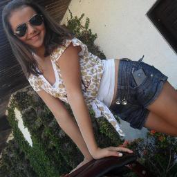 Solteira,Ariana, Feliz, Lindahh haha' Mee Amoo