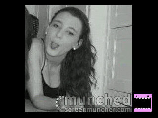 georgiaperry2's profile picture. If u got BBM add me 2989BCBC