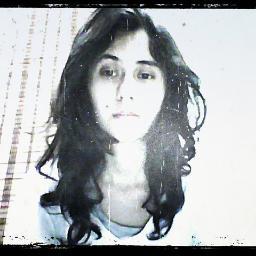 loluisaf's profile picture. Broken.