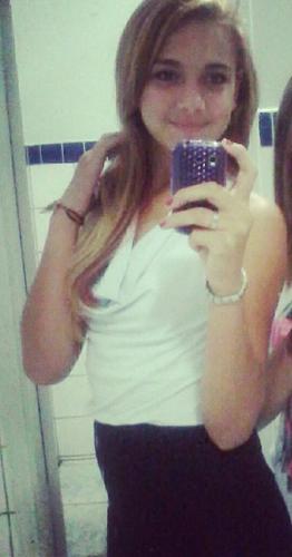 Merlyn minha girafinha linda, eu te amo muito tá? E, aconteça o que acontecer eu vou sempre estar aqui *-* . @thisingryd