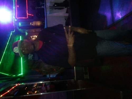 wren_b's profile picture. 