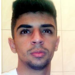 Leãoo , 18 anos ,    -  F ) D ( C.*  ,,   Quero viver pra sempre desse jeito; e estou pouco me fudendo se esse jeito naum  é direito .*