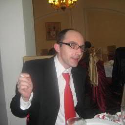 farfui30's profile picture. 