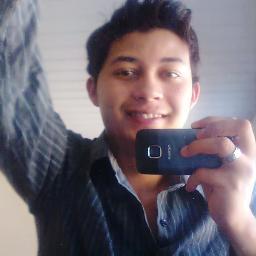 Sou Cristão, amo fazer a obra de Deus,universitário, 18 anos, admirador da Bíblia, curto teatro, animes, filmes, e músicas clássicas.
Campo Grande- Ms -Brasil