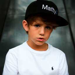 Im 9.. Im a rapper... Follow me and share your vids to me =)..