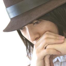 フジファブリック・志村正彦さんの非公式botです。 (※フォローバックは手動ですので、気長にお待ちください。)