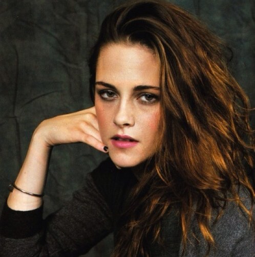 BedroomEyesSwan's profile picture. My come hither stare and wicked attitude are all I need to lure them into my trap. MA RP