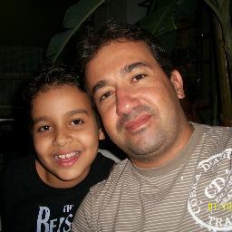 Oficial do Ministério Público de Minas Gerais, casado, 2 filhos, cristão e Bolsominion. Curto bastante músicas e MMA, lutas no geral.
