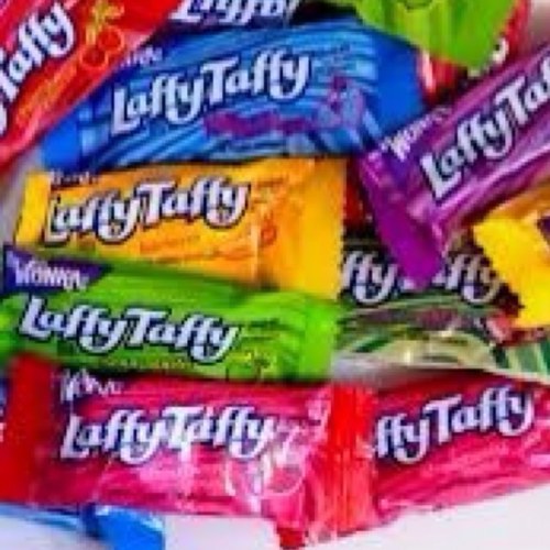 ShakeDatTaffy's profile picture. Jokes in every wrapper!