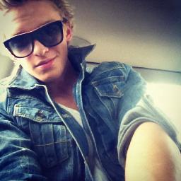 AngelCompliment's profile picture. We send compliments to angels. We think everyone in this fanbase should be appreciated. (We're not trying to copy the JSYK account) :)