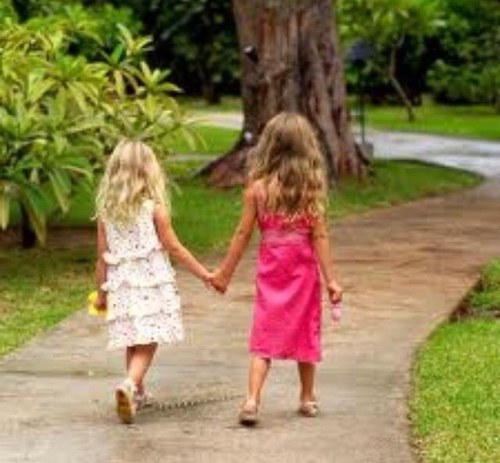 Tweeting the lives of little sisters everywhere. 11/14/12