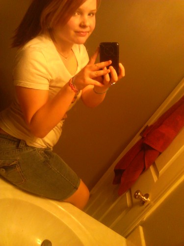 Follow my blooooodline doe ; @k_stewart10.
