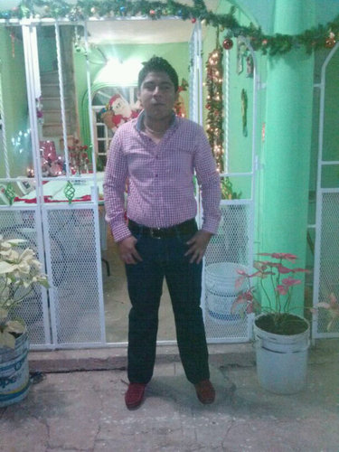 octaviopaz5's profile picture. 