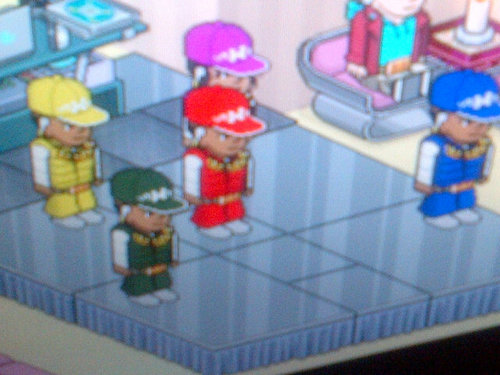 ..Eyeshield.. op Habbo.NL // Fissa op http://t.co/rnw4DnlJ || De ekte mooiboy op Habbo
