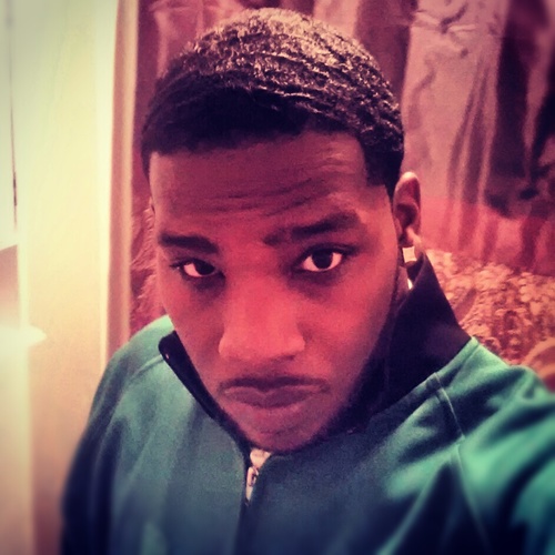 dchisholm87's profile picture. 