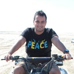 Sales guy, Foodie, Photographer, Singer and a strong believer in love, peace and humanity.