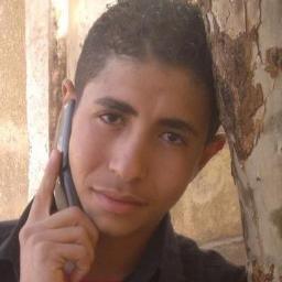 انا ولا اخوانىولا سلفى ولا ليبرالى ولا علمانى ولا يسارى ولكن انا فى حقيقة الامر انى مسلم اعشق البلد