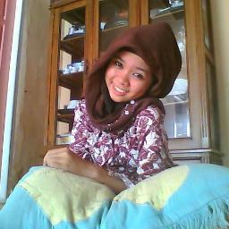 nona manis 
helo kitty :*
