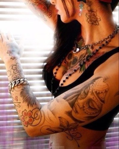 I'm a baby anon, so play nice. Hippie. Tattoos. Alcohol. Caffine. Cars. Disney. West Coast living ☀ #FollowMe