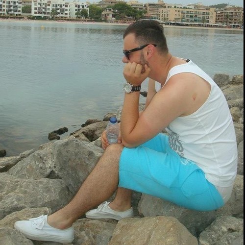 Dee_Jones92's profile picture. Live Life To The Fullest, Have No Regrets!