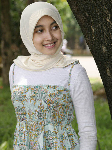 Selamat malam dunia GOOD NIGHT :* :) ^^