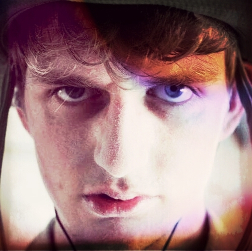 jeshuamaxey's profile picture. I build digital products and businesses.

🏎️ https://t.co/plU2Zqlkgv
📑 Clips backup (coming soon)
🌶️ https://t.co/wDv1w361Ej