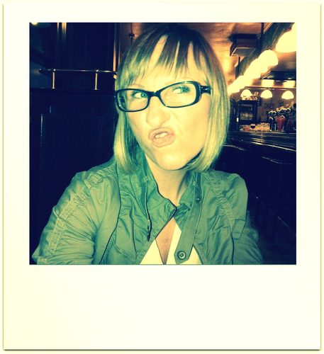 Mother. Crazy family. Love to travel. Love to live. Hate liars. Hate haters.