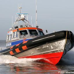 woont op Vlieland.
eigenaar Zeelen Fietsverhuur vlieland
Schipper KNRM.
leeftijd zo oud als ie zich voelt, soms heel oud soms heel jong.