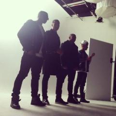 Jackladswing.
Ask for a follow back!:)
Ori tweeted.