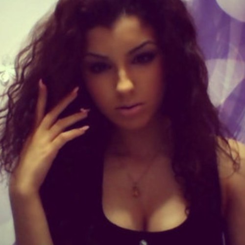 sellyistweeting's profile picture. I tweet whats on my mind .