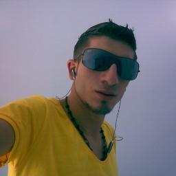 ugurcan011's profile picture. 