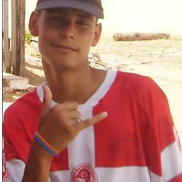' meu huguiiiiiiiiiiiiiiinho , meu lezo , meu abstaiado u_u (: booe você tlgd que smp pode contar cmg né ? te amo retardado ♥ / @biafelix_ aqui *-*