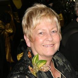 I am a NAFAS Director, Demonstrator, Judge and Speaker. I love flowers and have a passion for our Association.