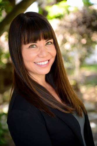 Founder of Habits to Happy Hypnotherapy. Certified life coach, leadership coach and hypnotherapist.
