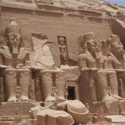 We can help you turn your dreams of exploring ruins, cruising the Nile, scuba diving in the Red Sea, or golfing under the Great Pyramid of Giza, into reality.