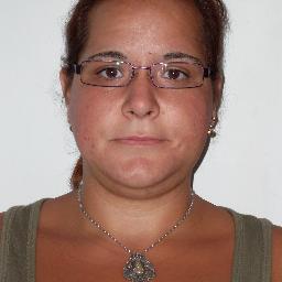 Auxiliar de Clínica  y Auxiliar Administrativo
