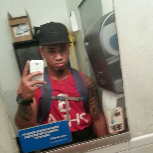 19, lcc student, employed, kik: sausau01 IG: sausau01