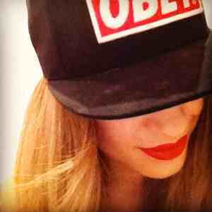 Danielle Claire Peazer. Single. Bi. RP.