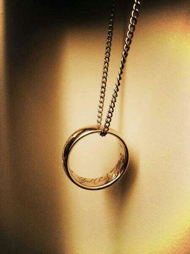 MiddIeEarthling's profile picture. Just a normal guy, wandering the wonders of Middle-Earth.