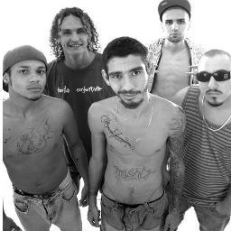 Seguido pelo Nissin, Seguido pelo Geninho Beatbox, Seguido pelo Pepê e Oficializado pelo Forage.