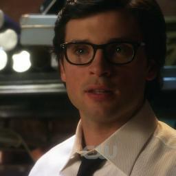 Hello I'm Clark Kent. I work for the Daily Planet. 
#Smallville/#ManOfSteel #RP #SINGLE #BISEXUAL