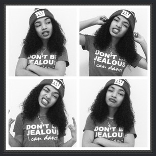 Hey its me kilonilee, happy new years 

Kik me ? I will contact every one when I can .  My kik : kiloniee