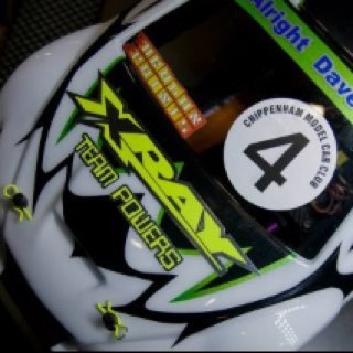 Reece races it, i fund it..! Sponsored by RC Disco, MB Models and SMD. Running 13.5 boosted Xray T4 http://t.co/VNDFhK6vbV
