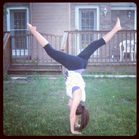 just a cheerleader in recovery from anorexia and bulimia. this will be a very triggering place...just a warning