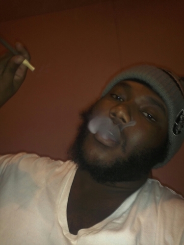 _fatboi7's profile picture. Tru to my religion...Follow me on ig _fatboi or twatch me on here